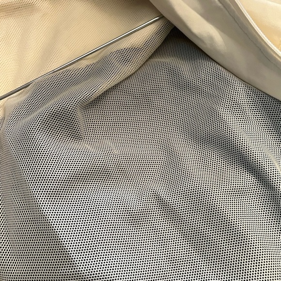 Nike Performance Golf Running Jacket Yellow & Gray lined Sz 8-10 Women’s - Picture 7 of 10